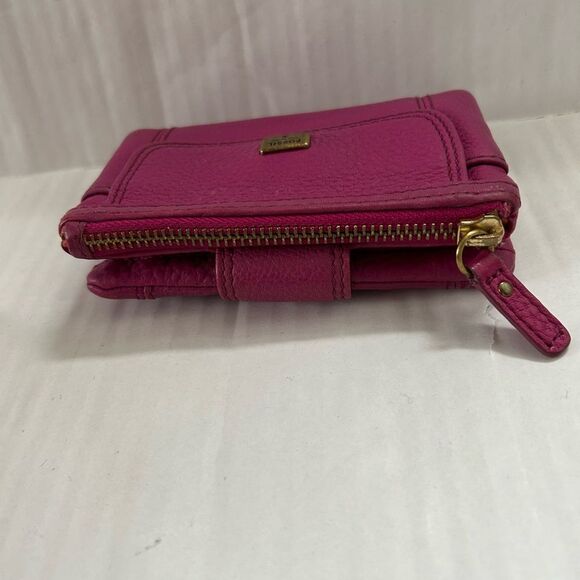 Fossil Emma Trifold Pink Leather Wallet - Picture 4 of 14